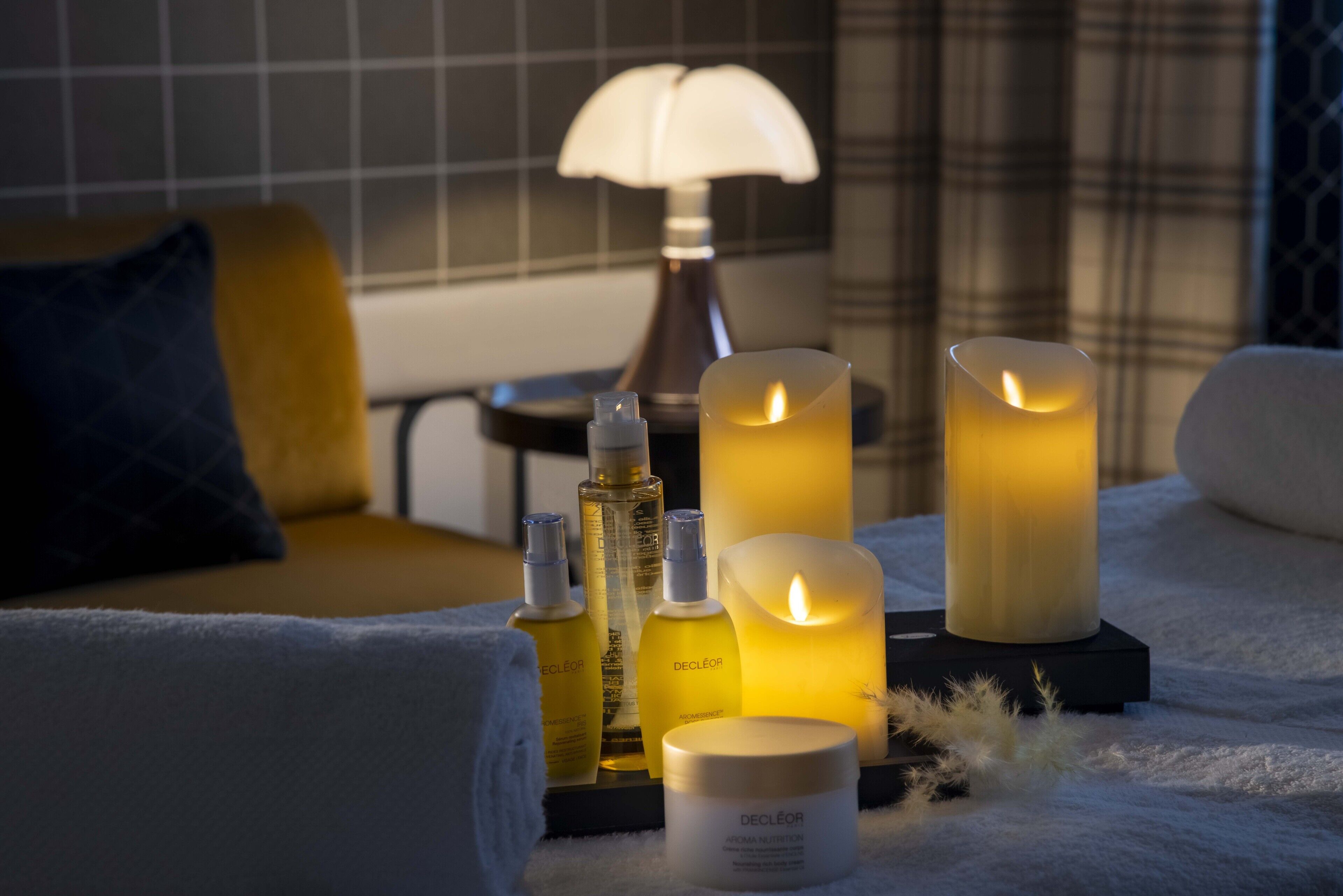 premium bedding, in-room safe, desk, soundproofing