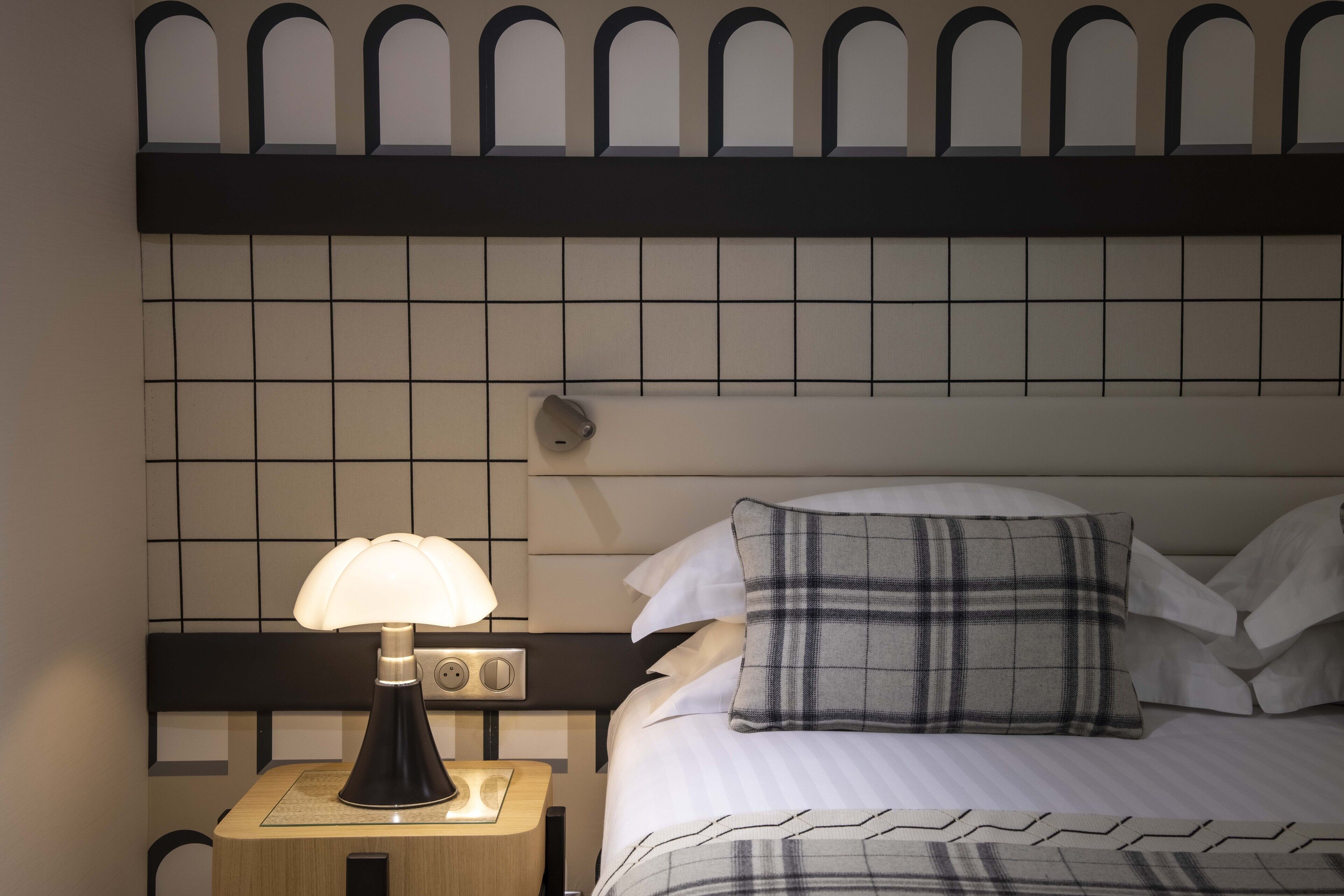 Biancheria da letto di alta qualità, una cassaforte in camera