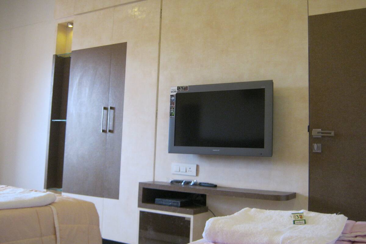 Suite, 1 Queen Bed