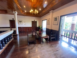 Exterior - Vangsavath Hotel (Luang Prabang)