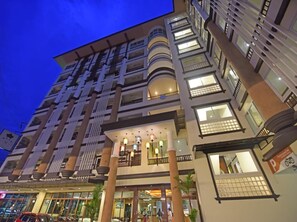 Exterior detail - V Residence Chiangmai Hotel (Chiang Mai)