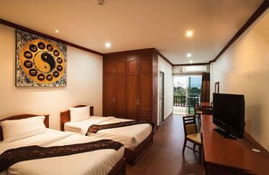 Deluxe Twin Room, 2 Twin Beds, Balcony, City View | 1 bedroom, premium bedding, pillowtop beds, desk