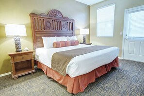 2 habitaciones, escritorio, tabla de planchar con plancha y wifi 