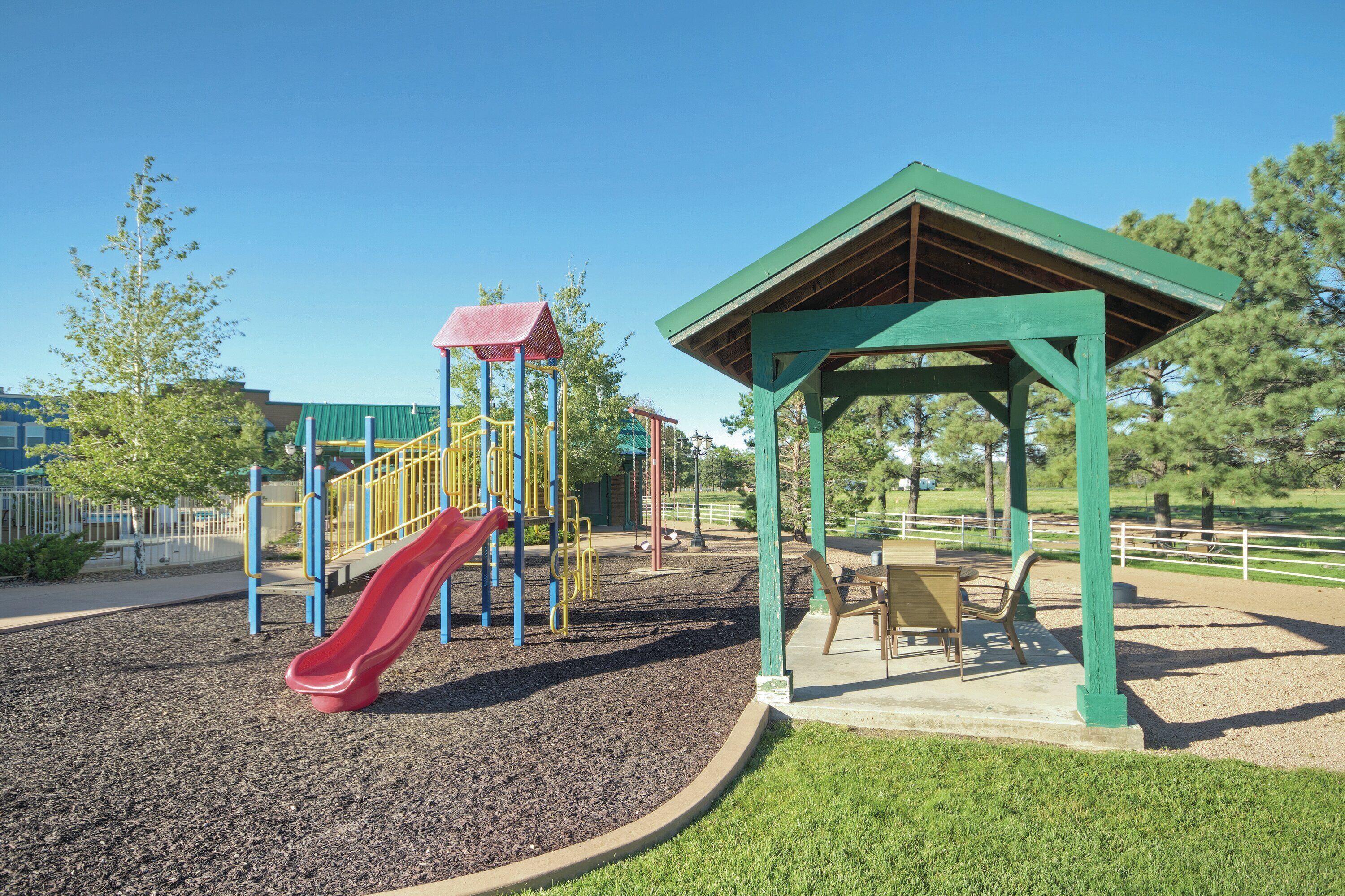 Área de juegos infantiles al aire libre