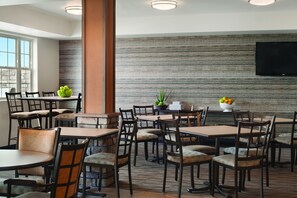 Bar (on property) - HYATT house Minot (Minot)