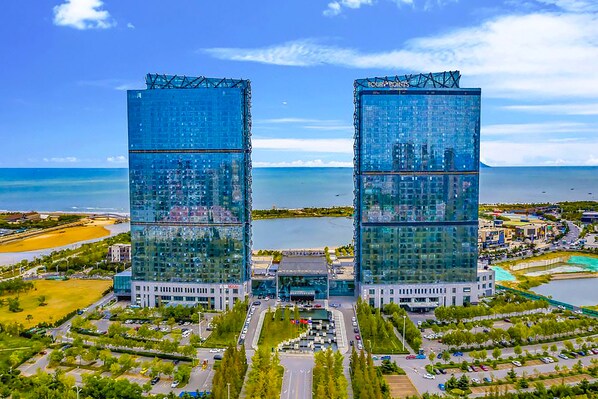 Exterior - Four Points by Sheraton Qingdao, West Coast (Qingdao)