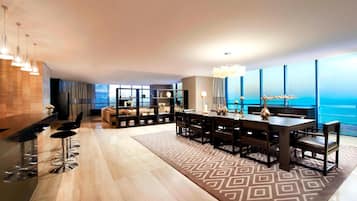 1 habitación, minibar, caja de seguridad en la habitación y escritorio