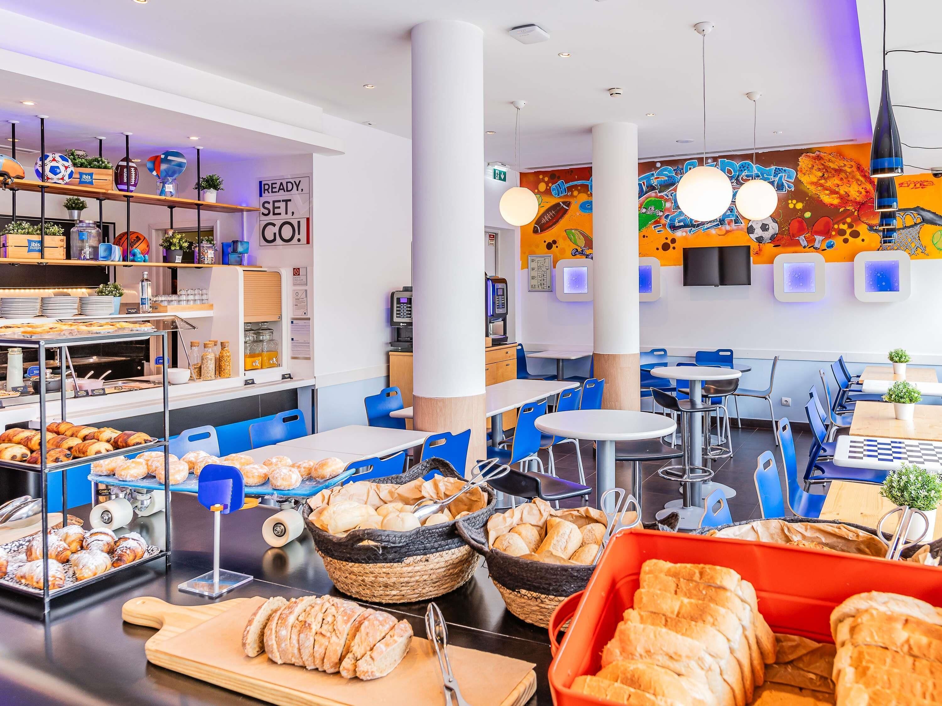 Daily buffet breakfast (EUR 7.50 per person)