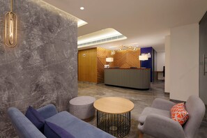 Exterior - Holiday Inn Express Ahmdabad Prahlad Nagar by IHG (Ahmedabad)