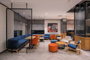 Serveert lunch en diner, Aziatische gerechten