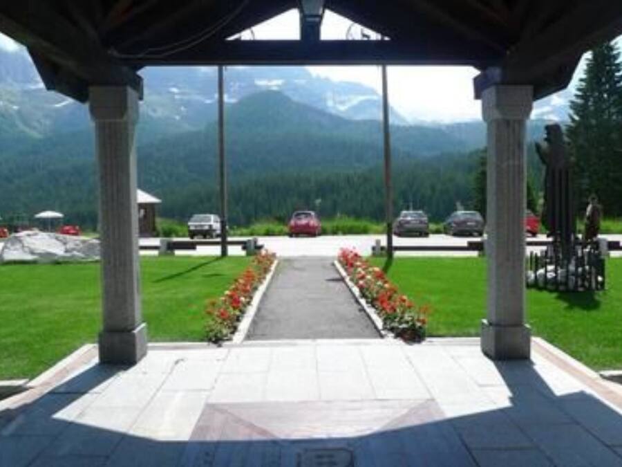 Pemandangan dari properti