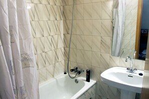 Shower, towels