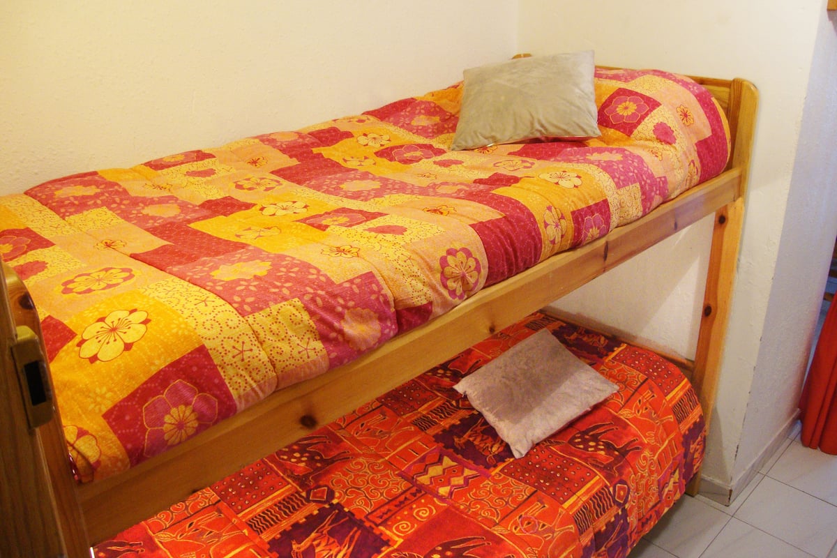 Studio (for 4 people) | 1 bedroom, bed sheets