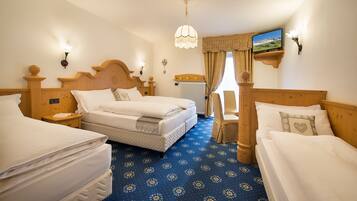 Couette en duvet d'oie, coffres-forts dans les chambres, bureau