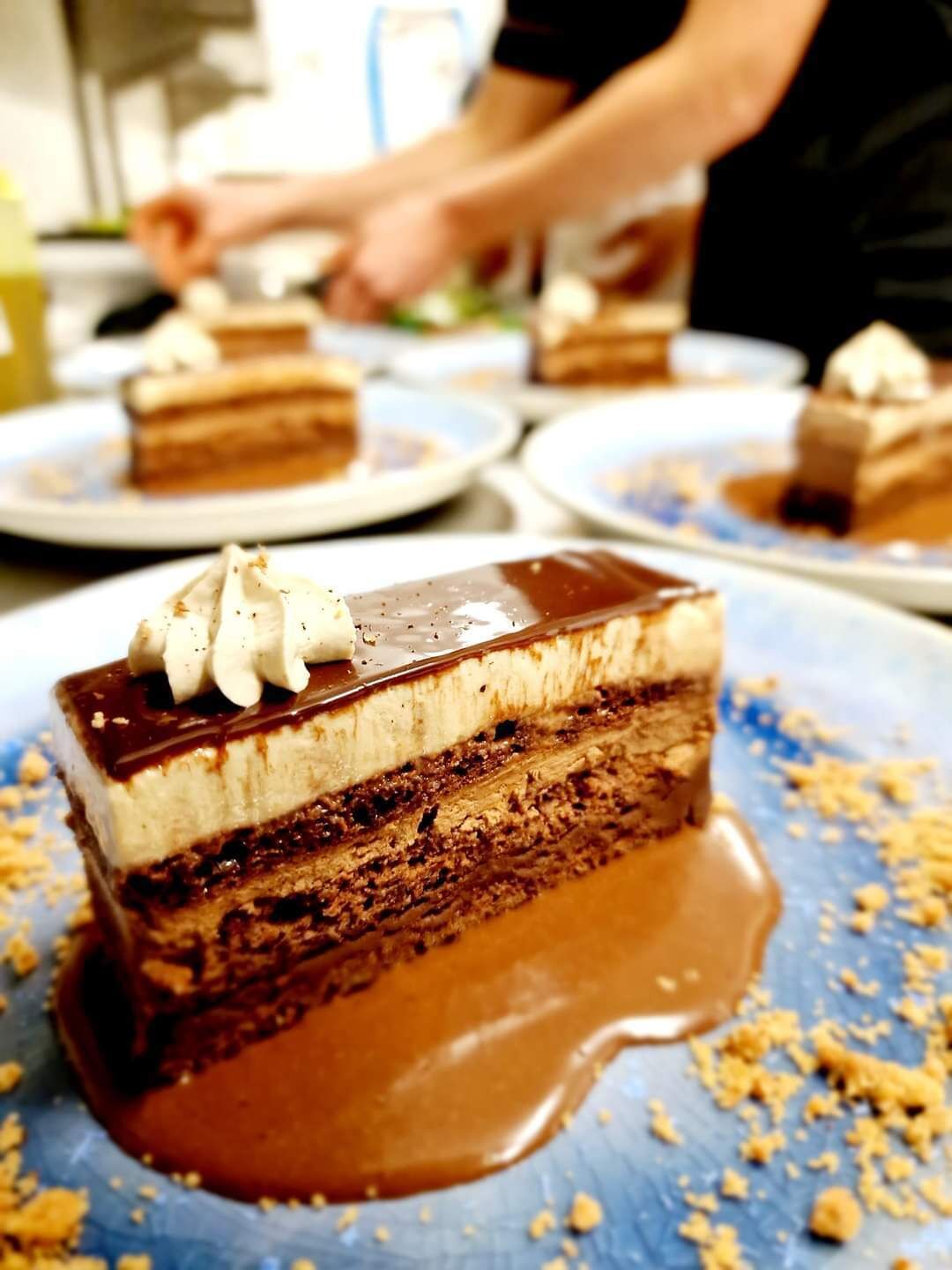 lunch and dinner served