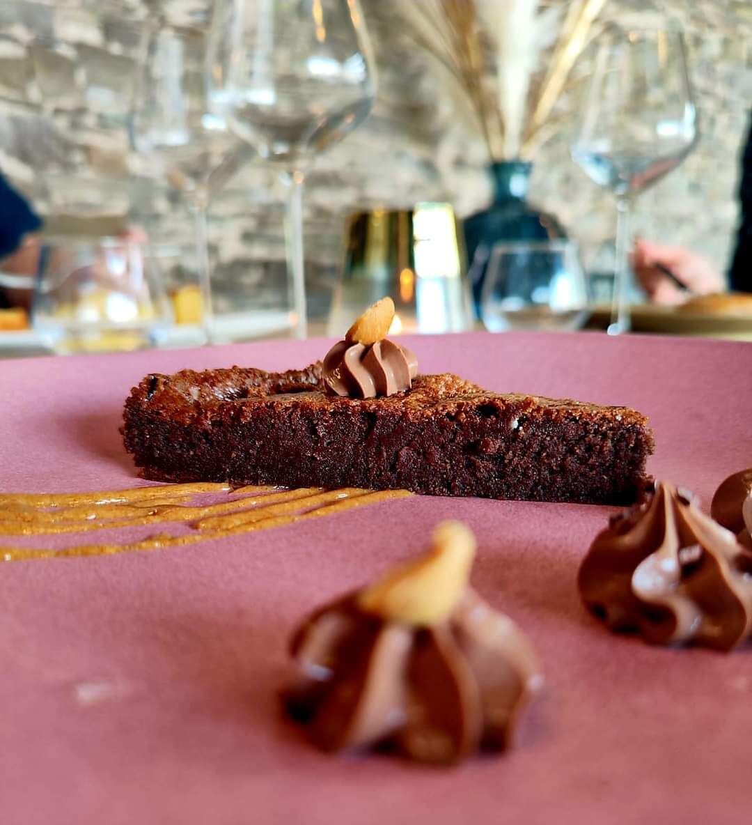 lunch and dinner served