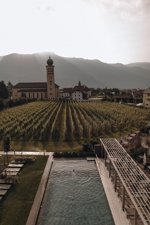 Exterior. Hotel Schwarzschmied