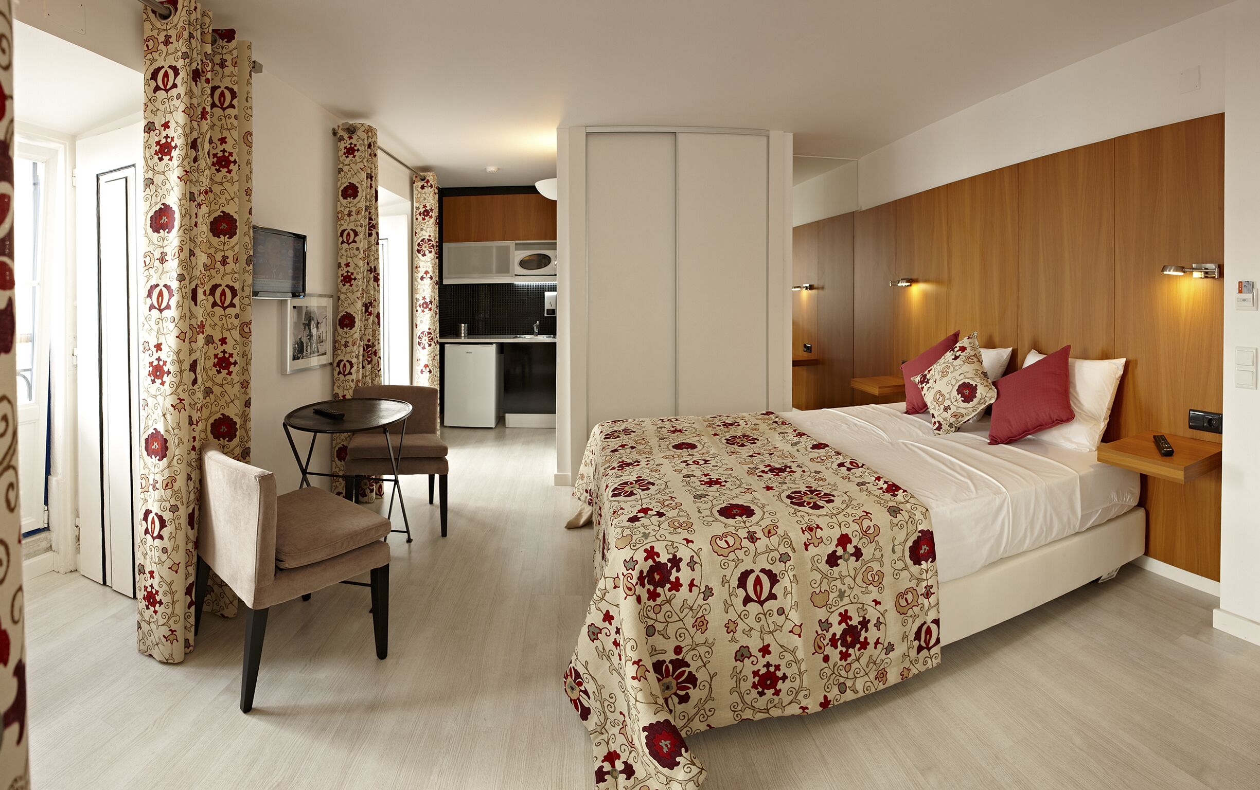 Minibar, rideaux occultants, chambres insonorisées