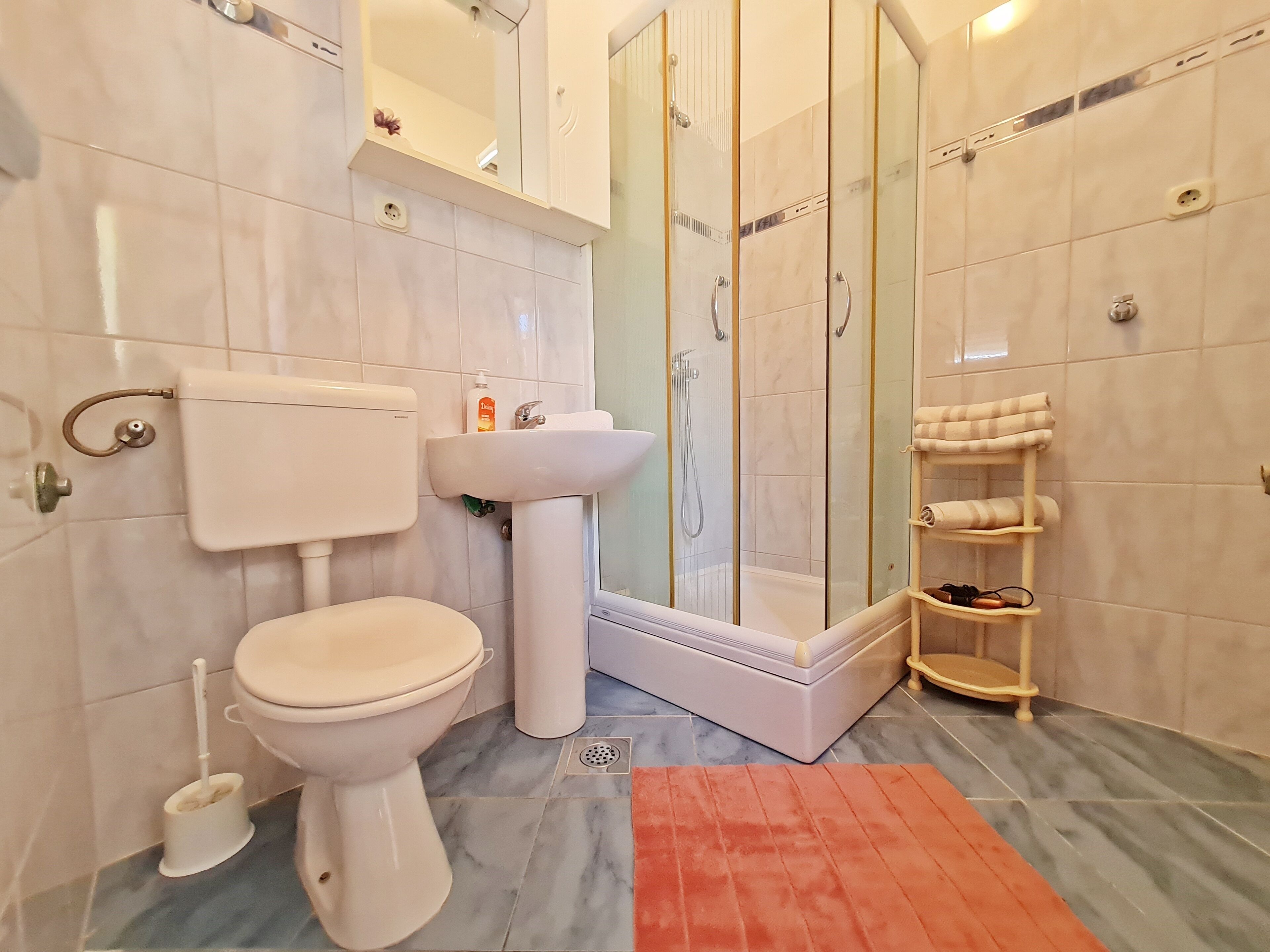 Photo - Rooms and Apartments Porat