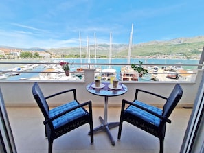 Studio, Balcony, Sea View | Bathroom - Apartments Rooms PORAT (Split)
