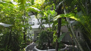 Garden - Samsara Villa (Phnom Penh)