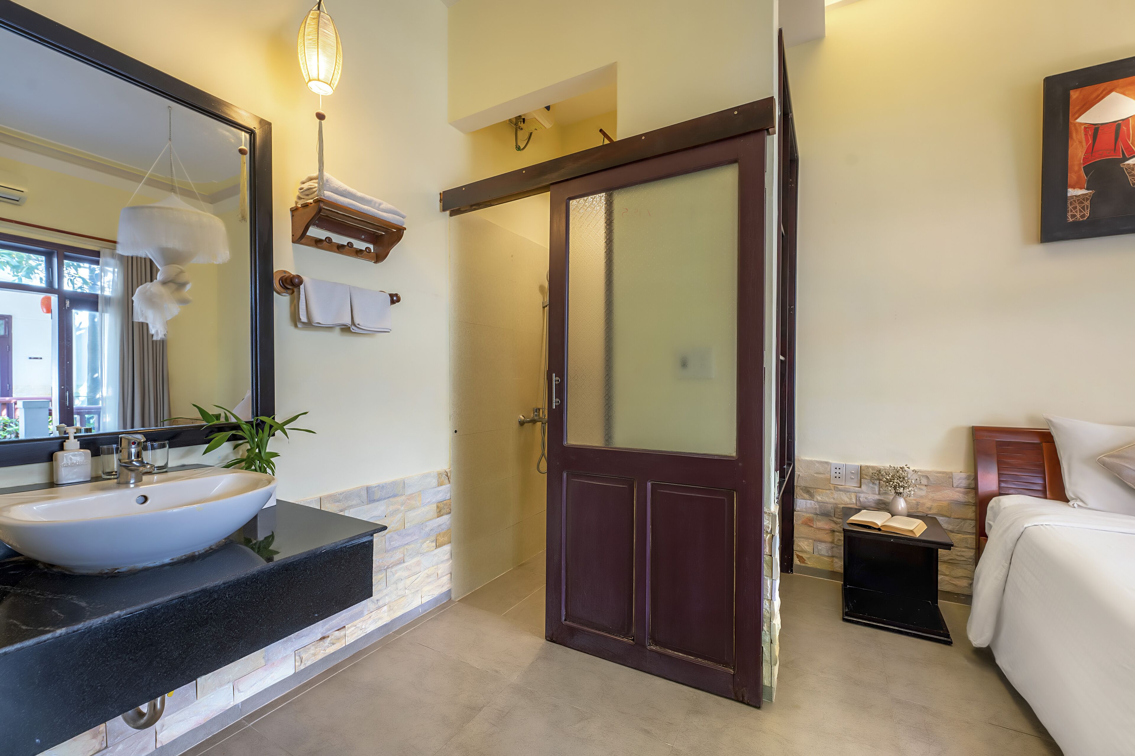 Kamar Superior, balkon, pemandangan kebun | 1 kamar tidur, busa memori, minibar, dan brankas