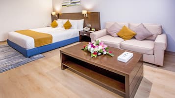 Sábanas de algodón egipcio, colchones con pillow-top y minibar