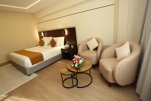 Draps en coton égyptien, surmatelas, minibar