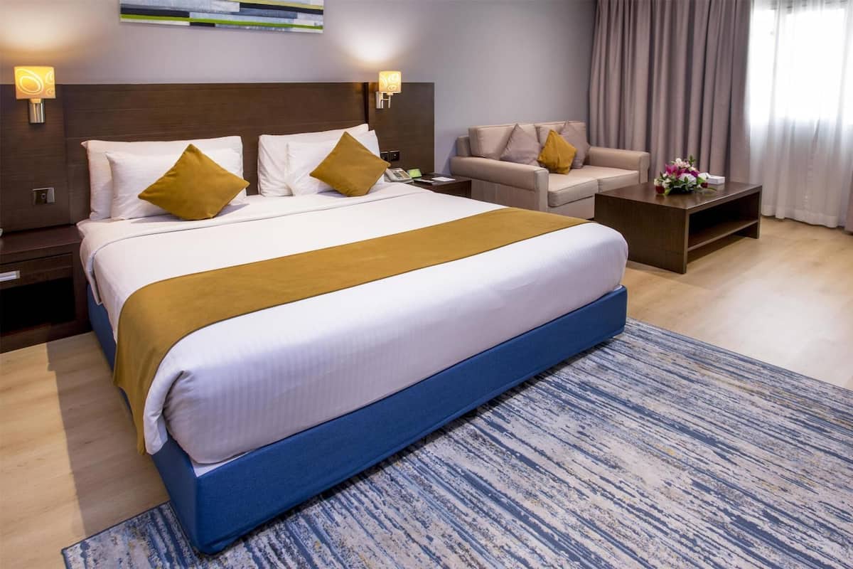 Egyptian cotton sheets, pillowtop beds, minibar, in-room safe