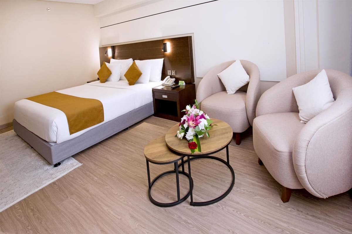 Egyptian cotton sheets, pillowtop beds, minibar, in-room safe