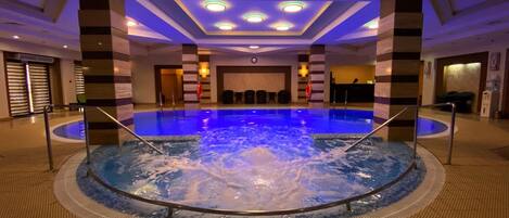 Sauna, soins corporels, soins d'hydrothérapie, soins d'aromathérapie