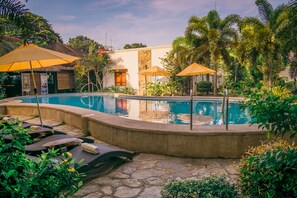 Property grounds - Acacia Tree Garden Hotel (Puerto Princesa)