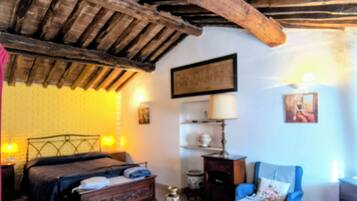 Chambre Double Confort, non-fumeurs | Wi-Fi gratuit, draps fournis