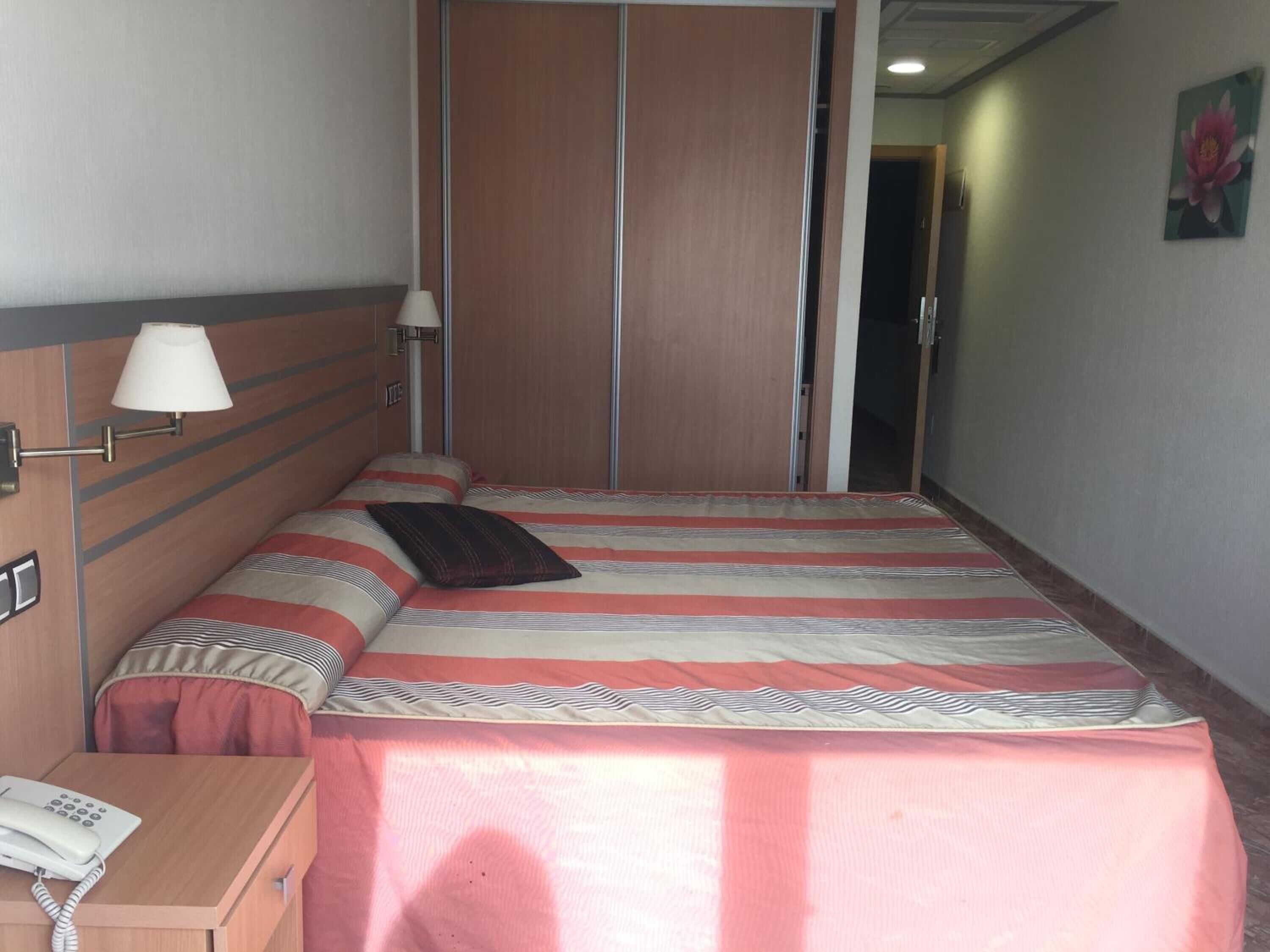 minibar, in-room safe, desk, soundproofing