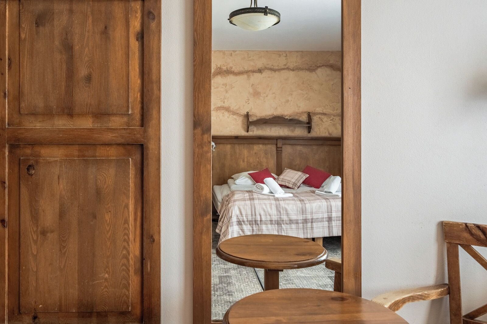 Doppel- oder Zweibettzimmer