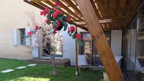 Exterior - Le Jardin d'Ivana (Oppede)
