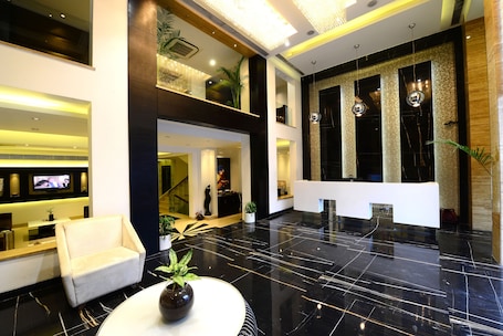 Reception. Hotel City Star