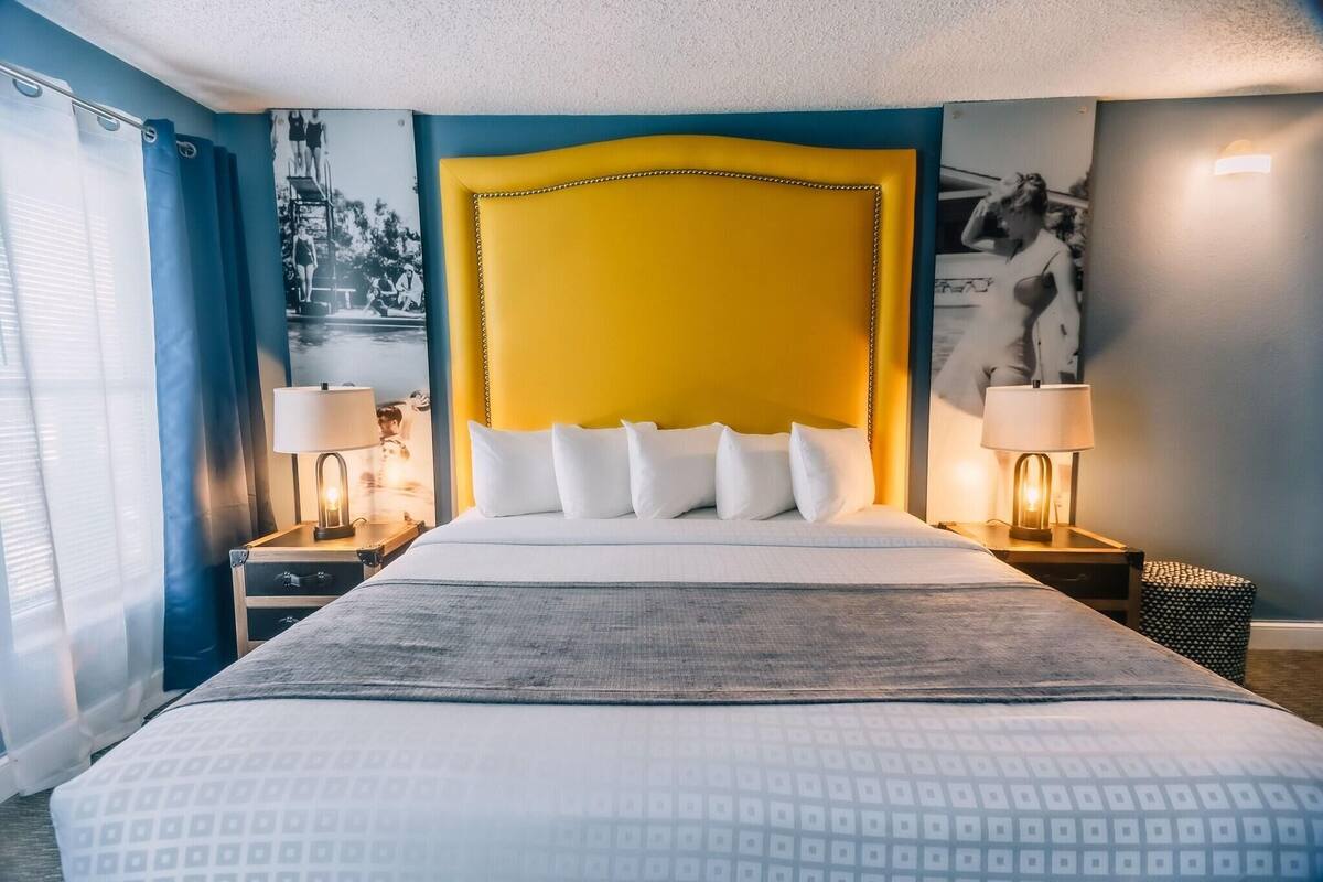 Iron/ironing board (on request), free WiFi, bed sheets