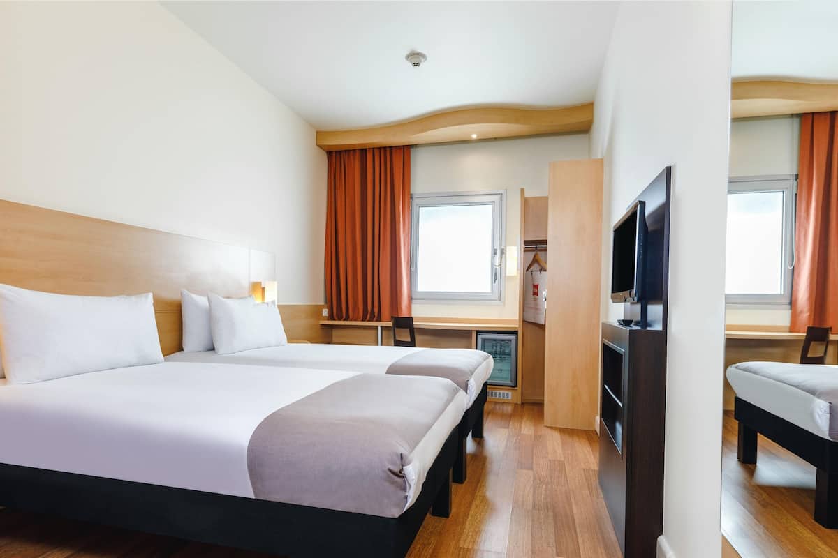 Room, 2 Twin Beds | In-room safe, desk, laptop workspace, blackout drapes