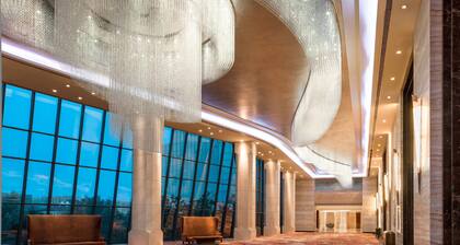 Sheraton Changchun Jingyuetan Hotel