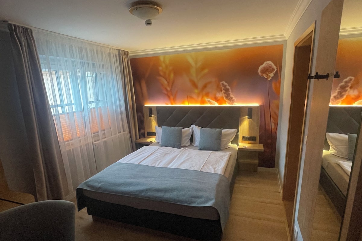 Singola Comfort | Biancheria da letto di alta qualità, una cassaforte in camera
