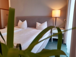 Family Room, 2 Bedrooms