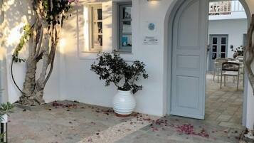 Bagian depan properti