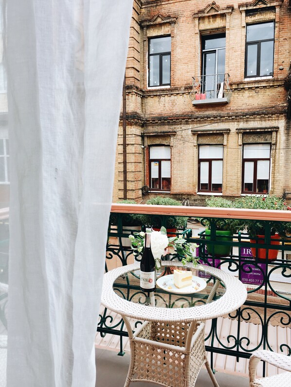 Standard Double or Twin Room | Balcony