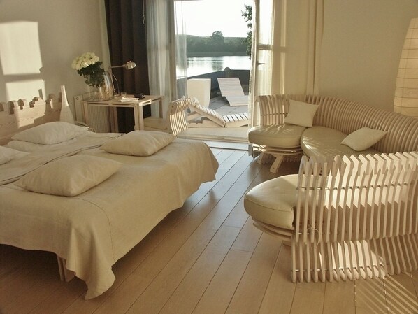 Hypo-allergenic bedding, pillow-top beds, individually decorated