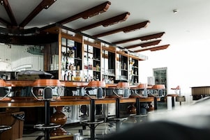 Se sirven desayunos y happy hour