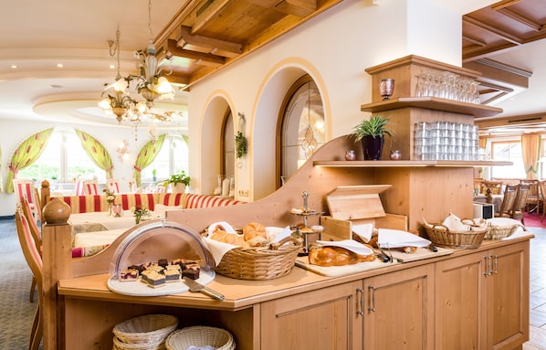 Gratis morgenmadsbuffet hver dag