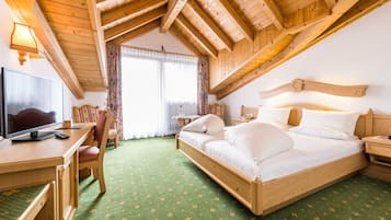 Classic-Doppelzimmer | Zimmersafe, Schreibtisch, Babybetten, kostenloses WLAN