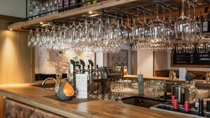 Bar (on property) - Ferienhotel Moarhof (Lienz)