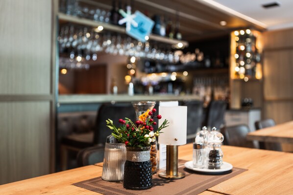 Bar (in der Unterkunft)